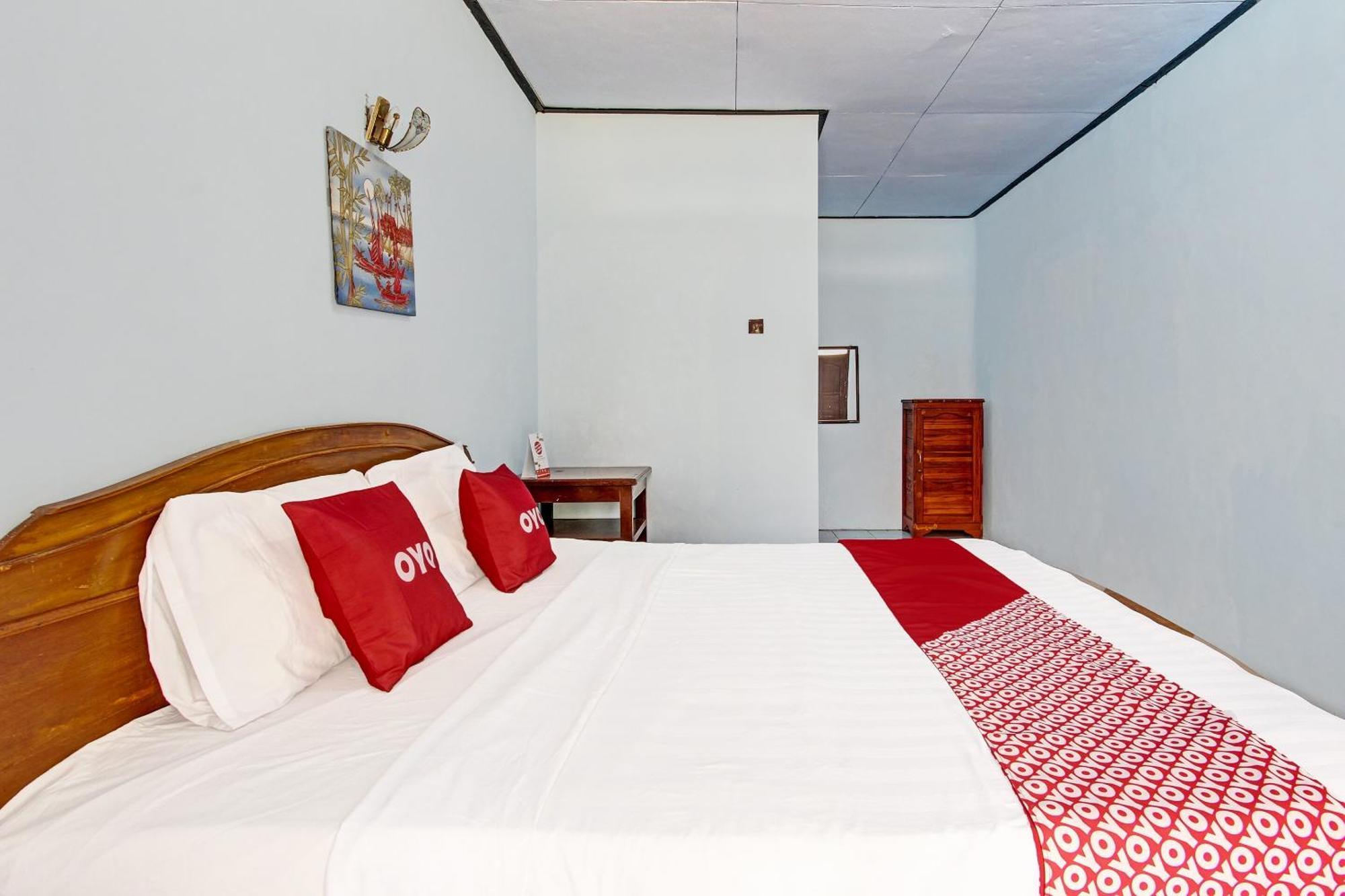 Capital O 91644 Loka Hause Otel Salatiga Dış mekan fotoğraf