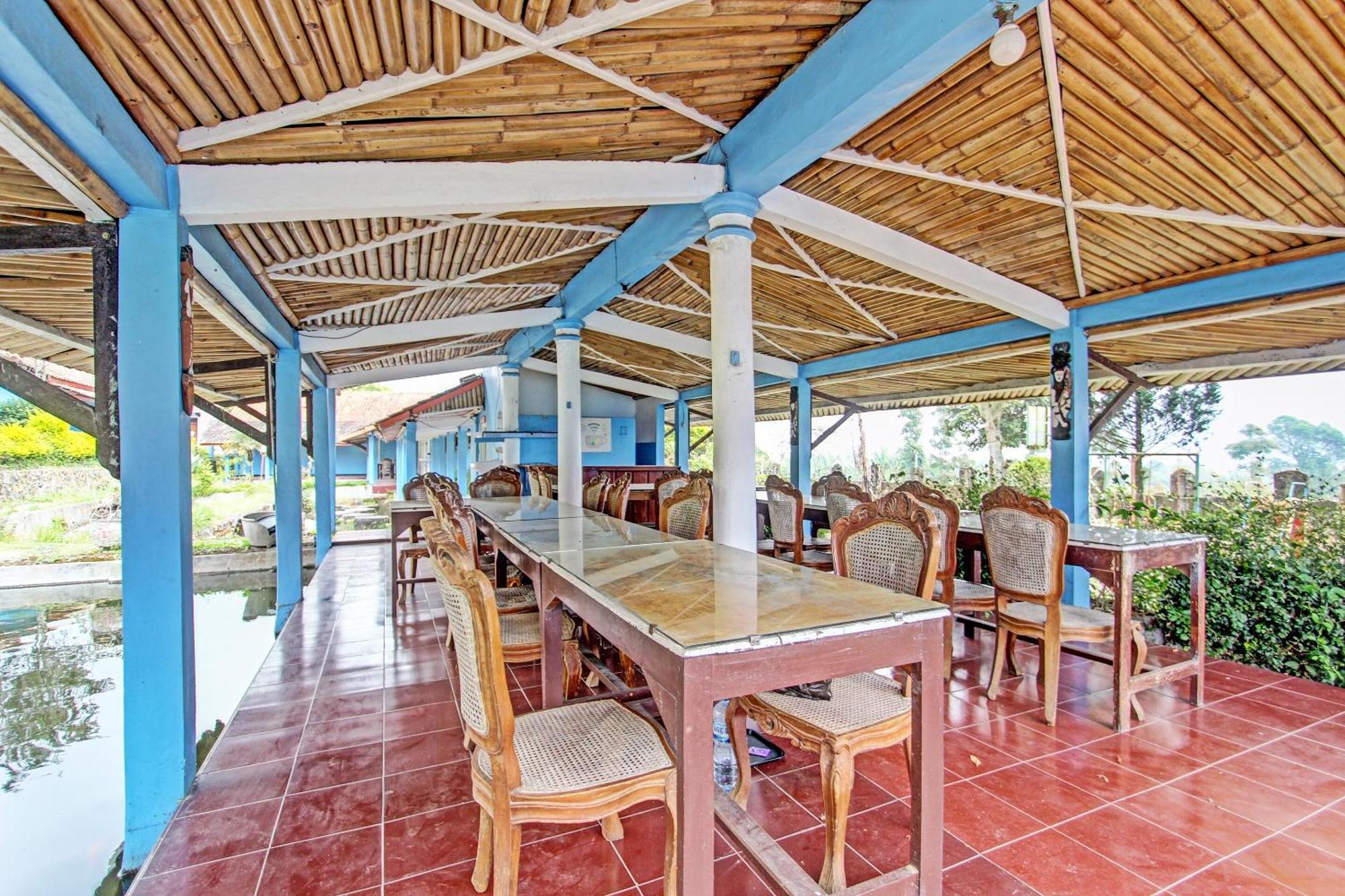 Capital O 91644 Loka Hause Otel Salatiga Dış mekan fotoğraf